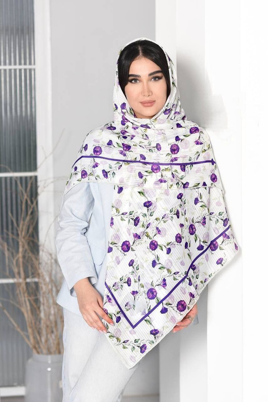 روسری نخ حریر قواره120با طرح گلهای بهاری کد277