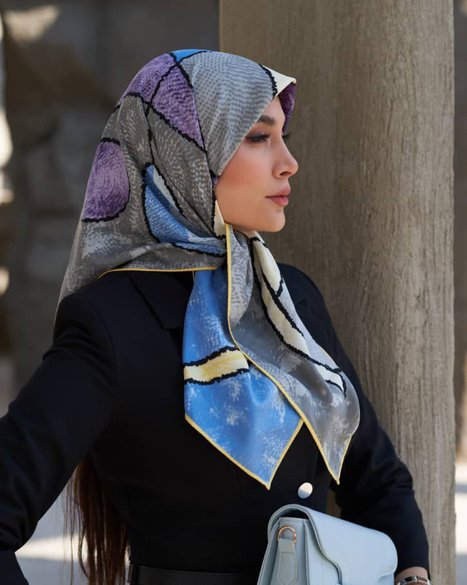 روسری ابریشم توییل اورجینال رزولت