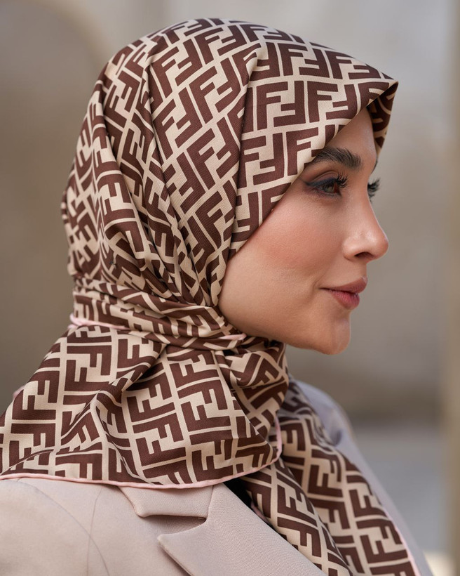 روسری ابریشم توییل اورجینال قواره 90 فندی